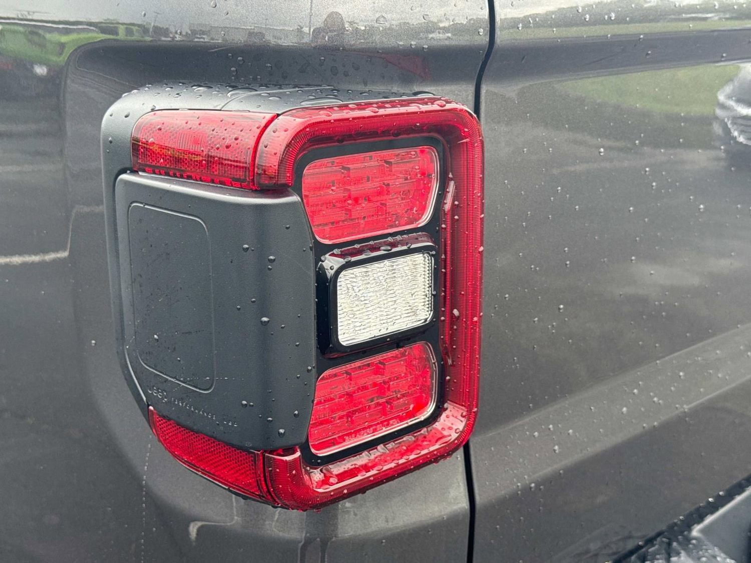 New 2025 Jeep Gladiator Sport AWD/4WD image 12