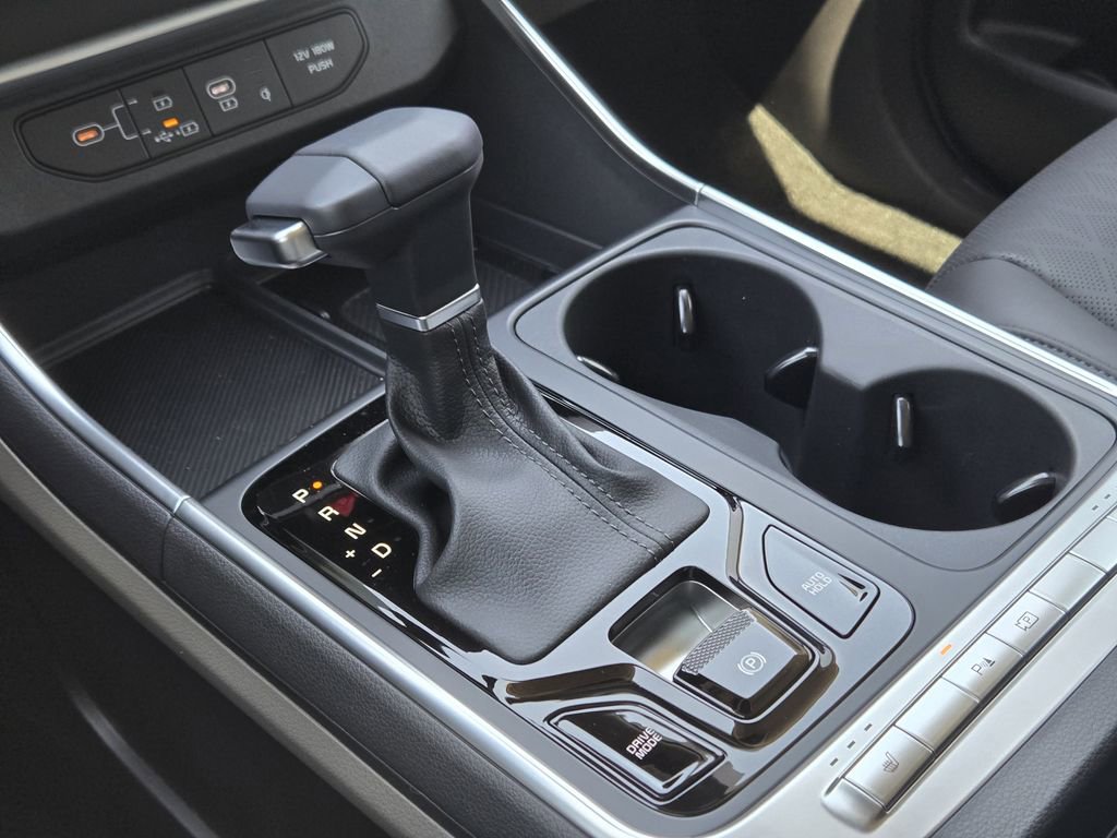 New 2026 Kia Carnival EX FWD image 17