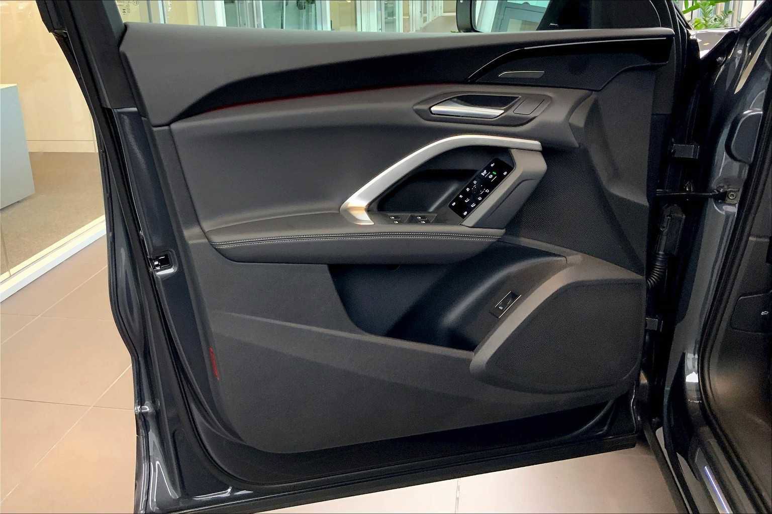 New 2025 Audi Q5 Premium Plus w/ Premium Plus image 10