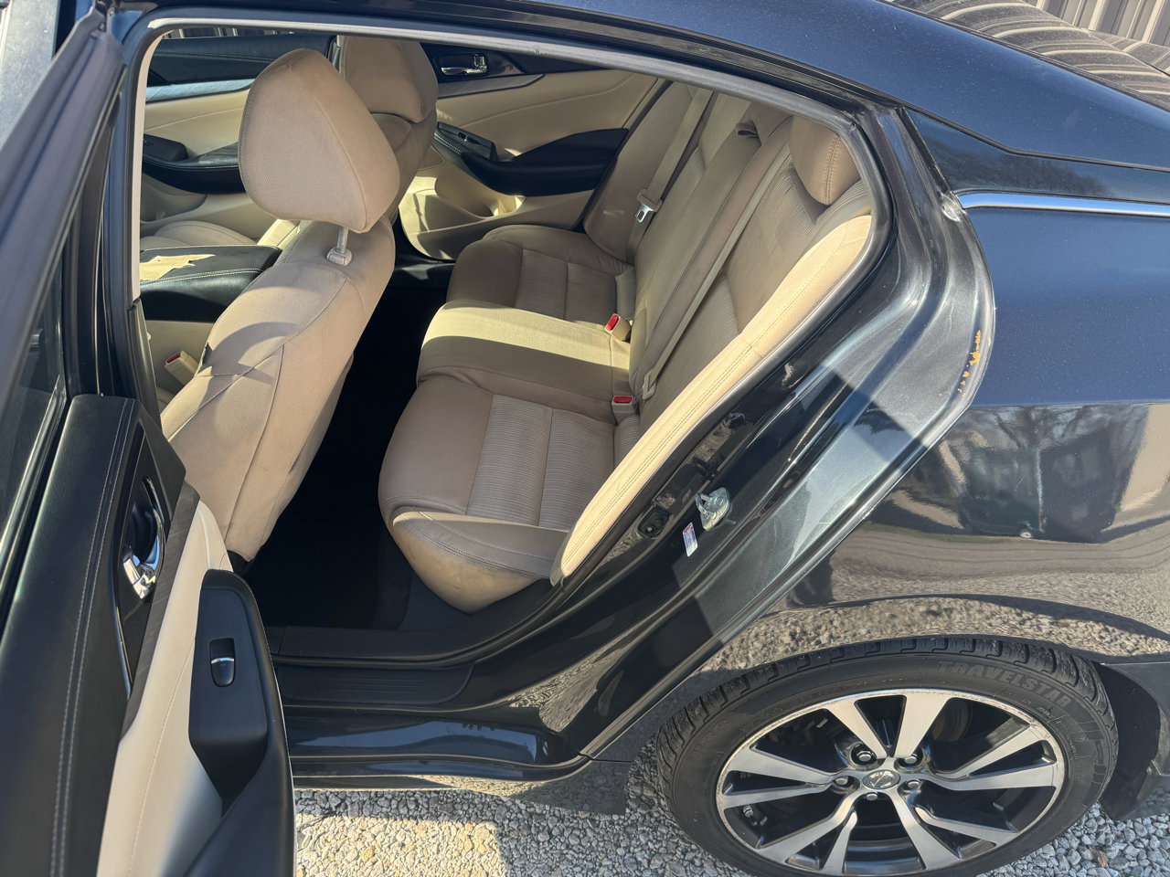 Used 2016 Nissan Maxima 3.5 S image 9