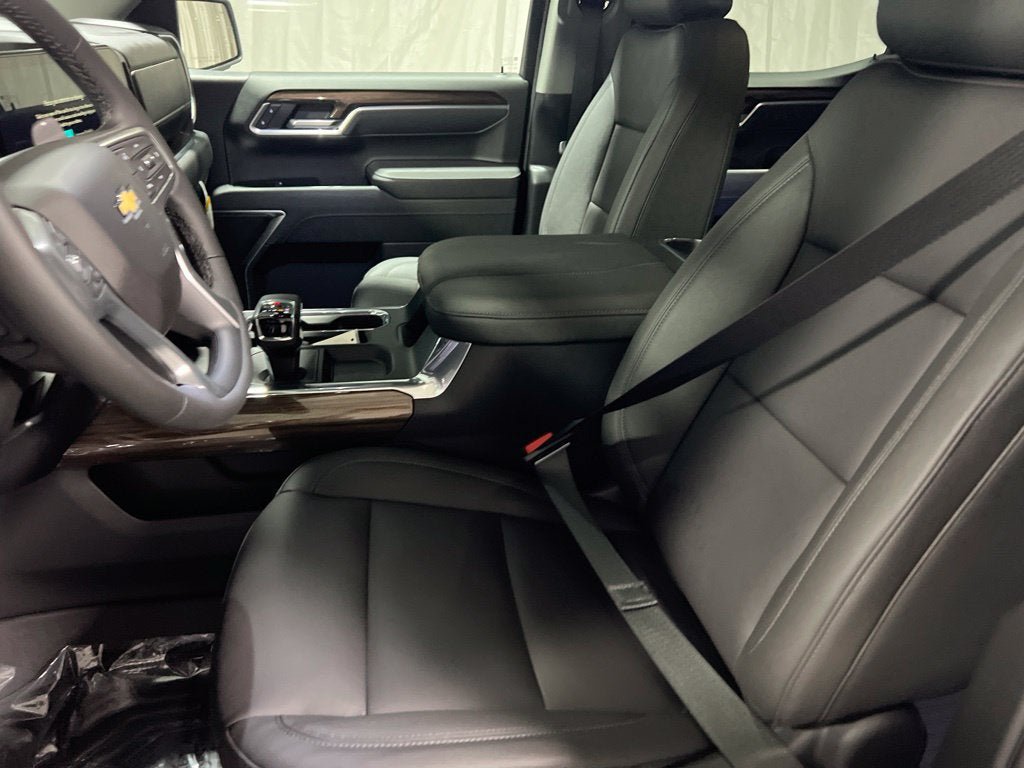 New 2026 Chevrolet Silverado 1500 LT w/ All Star Edition Plus AWD/4WD image 23