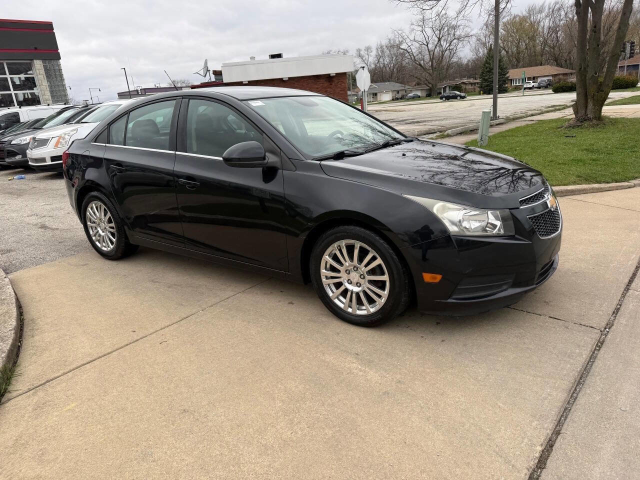 Used 2013 Chevrolet Cruze Eco image 1