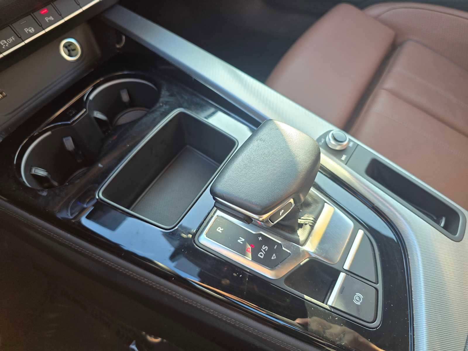 Used 2024 Audi A4 2.0T Prestige image 30