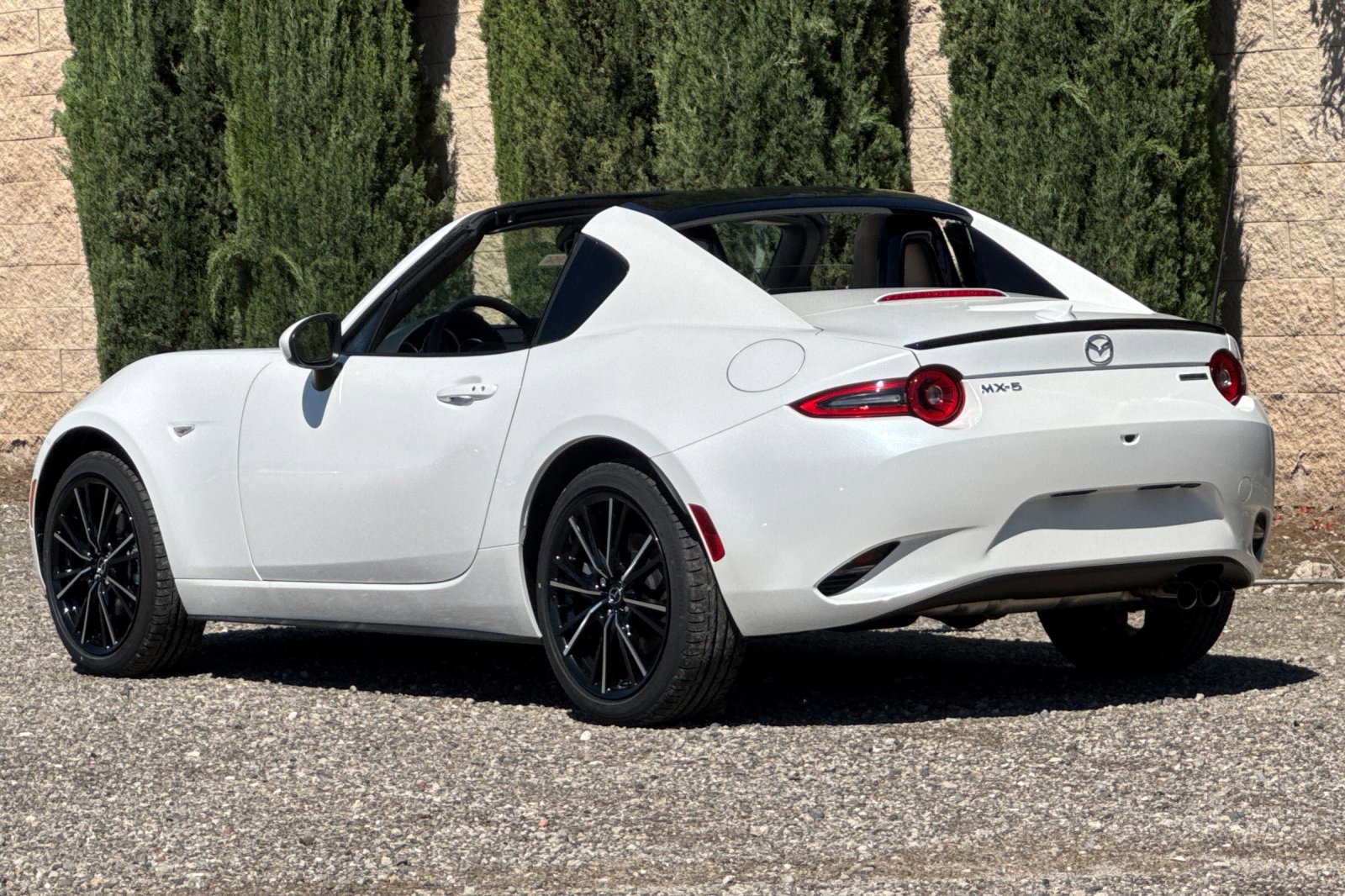 New 2026 MAZDA MX-5 Miata RF Grand Touring RWD image 6