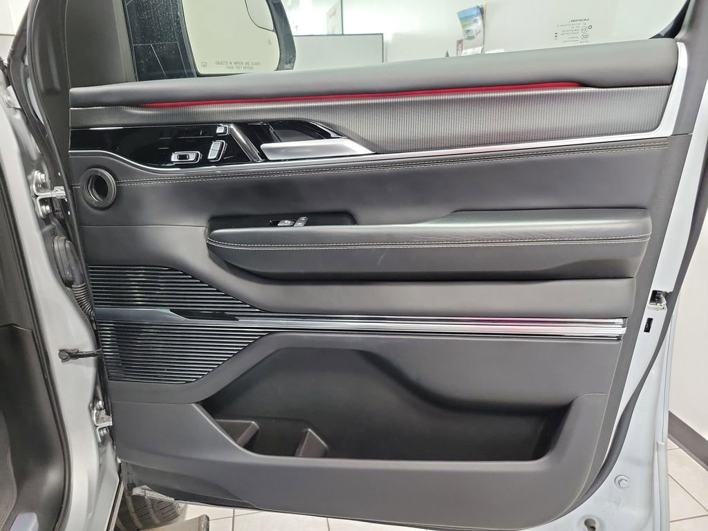 Used 2024 Jeep Grand Wagoneer L Series II w/ Quick Order Packagew 28T image 22