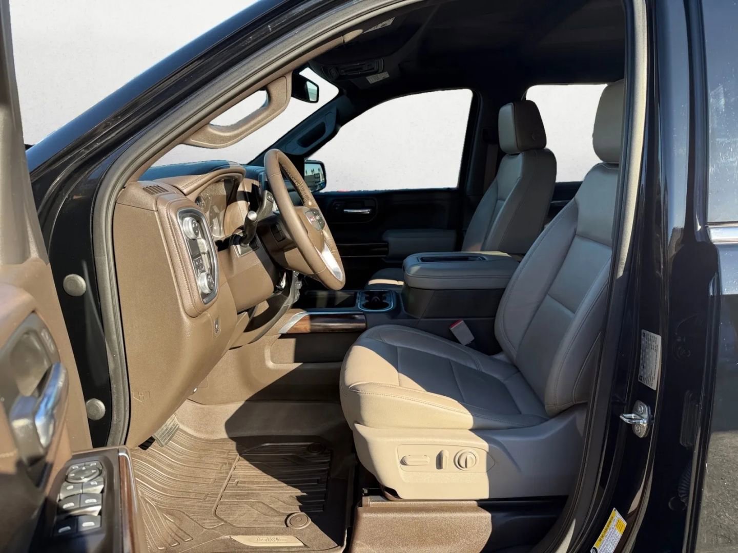 Used 2019 GMC Sierra 1500 SLT image 15