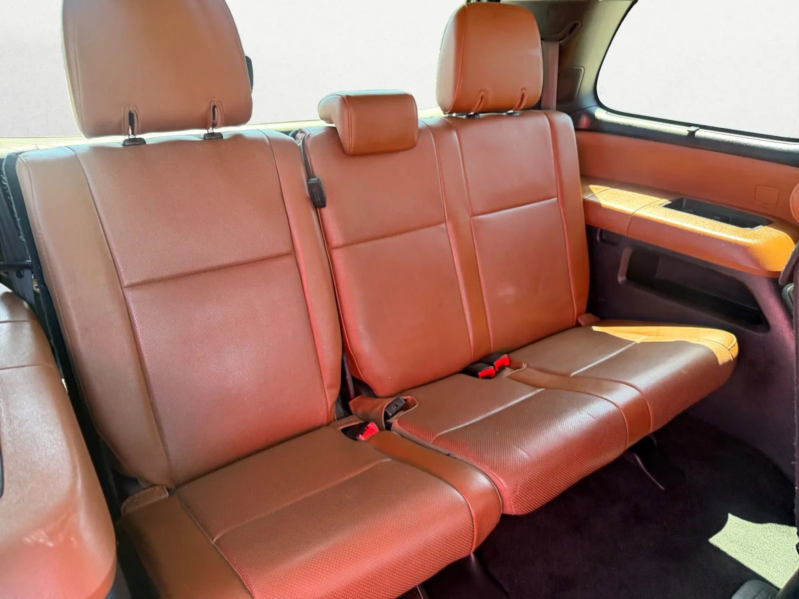 Used 2016 Toyota Sequoia Platinum image 28