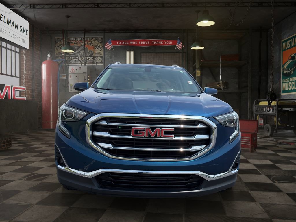Certified 2019 GMC Terrain SLT w/ Preferred Package AWD/4WD image 2