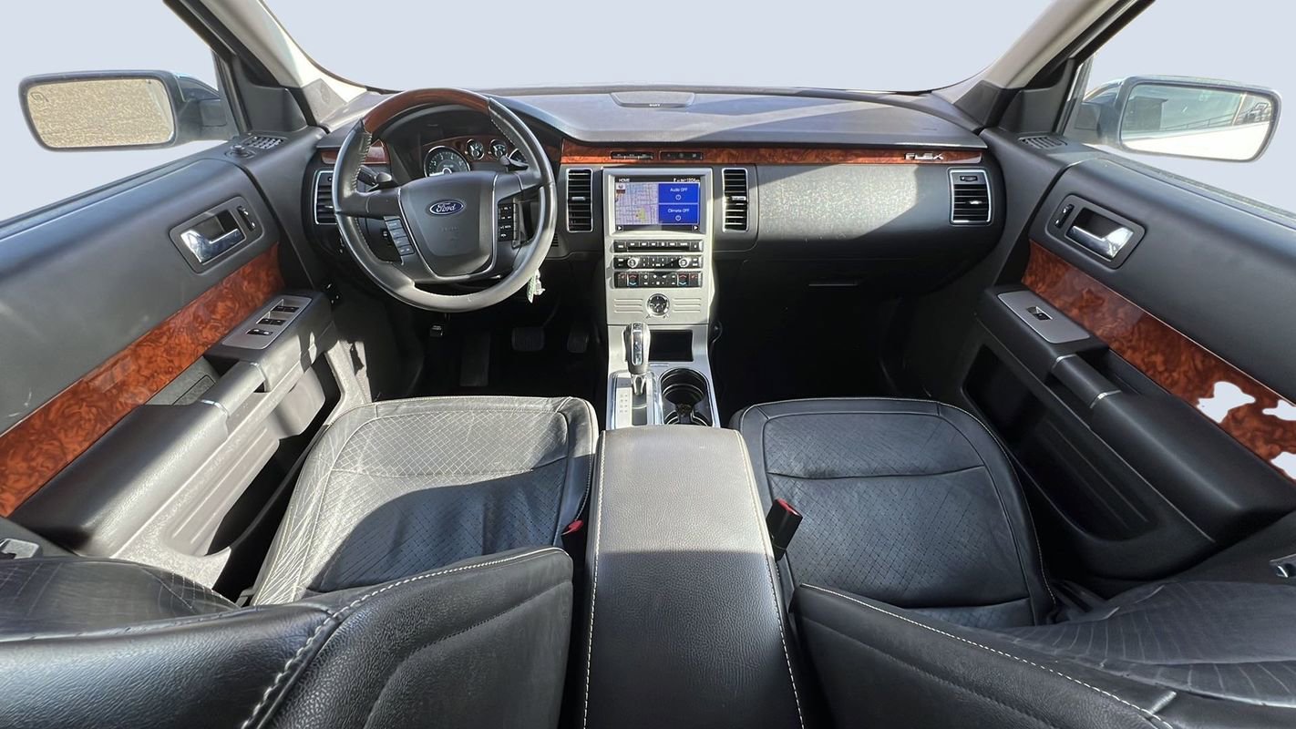 Used 2011 Ford Flex Limited w/ Rapid Spec Order Code image 9