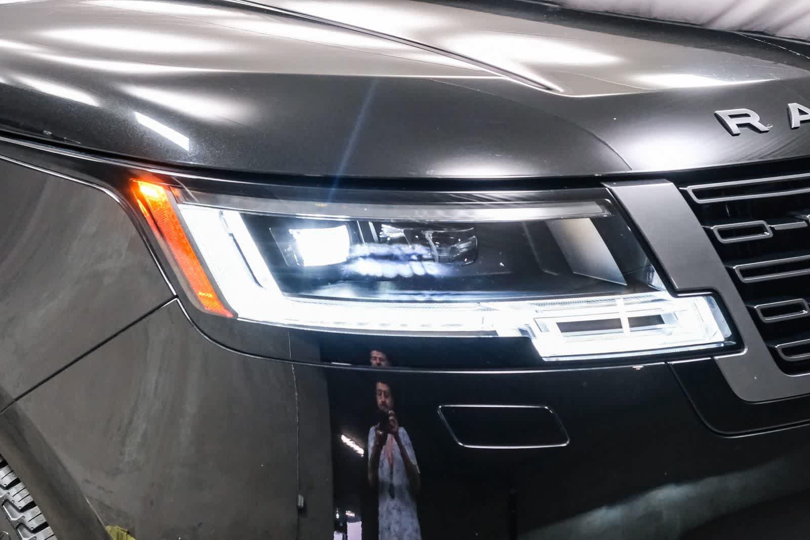 Used 2024 Land Rover Range Rover SE AWD/4WD image 13