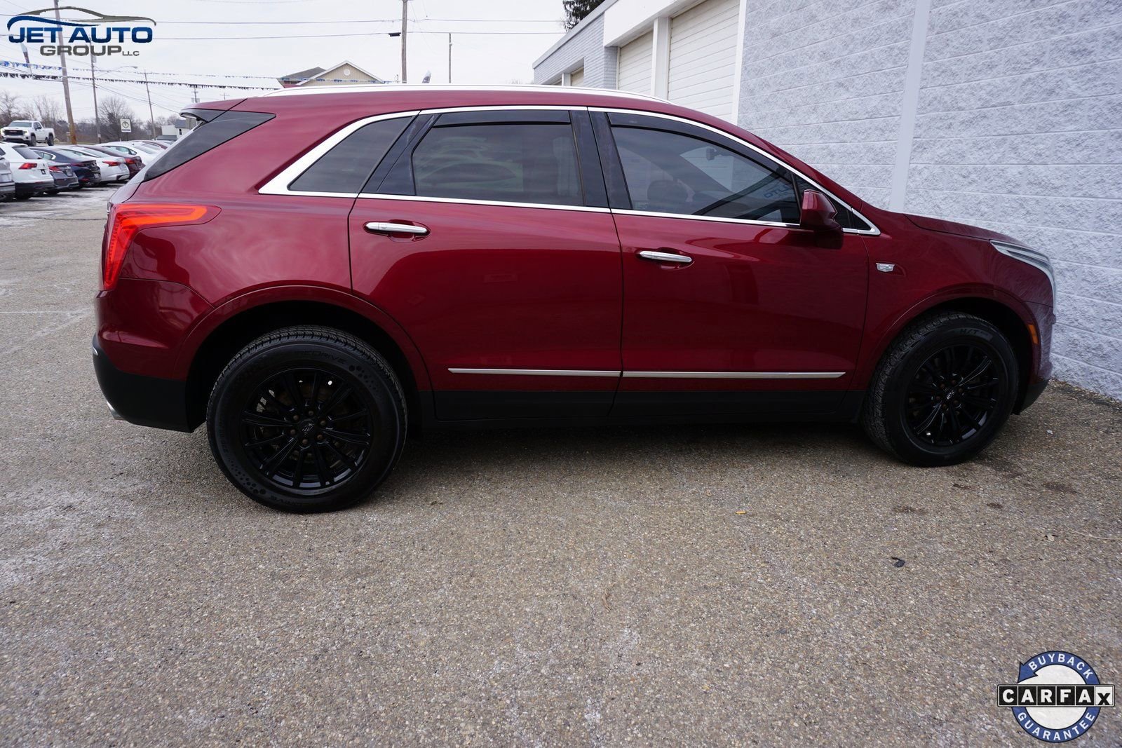 Used 2018 Cadillac XT5 Luxury w/ Driver Awareness Package image 12
