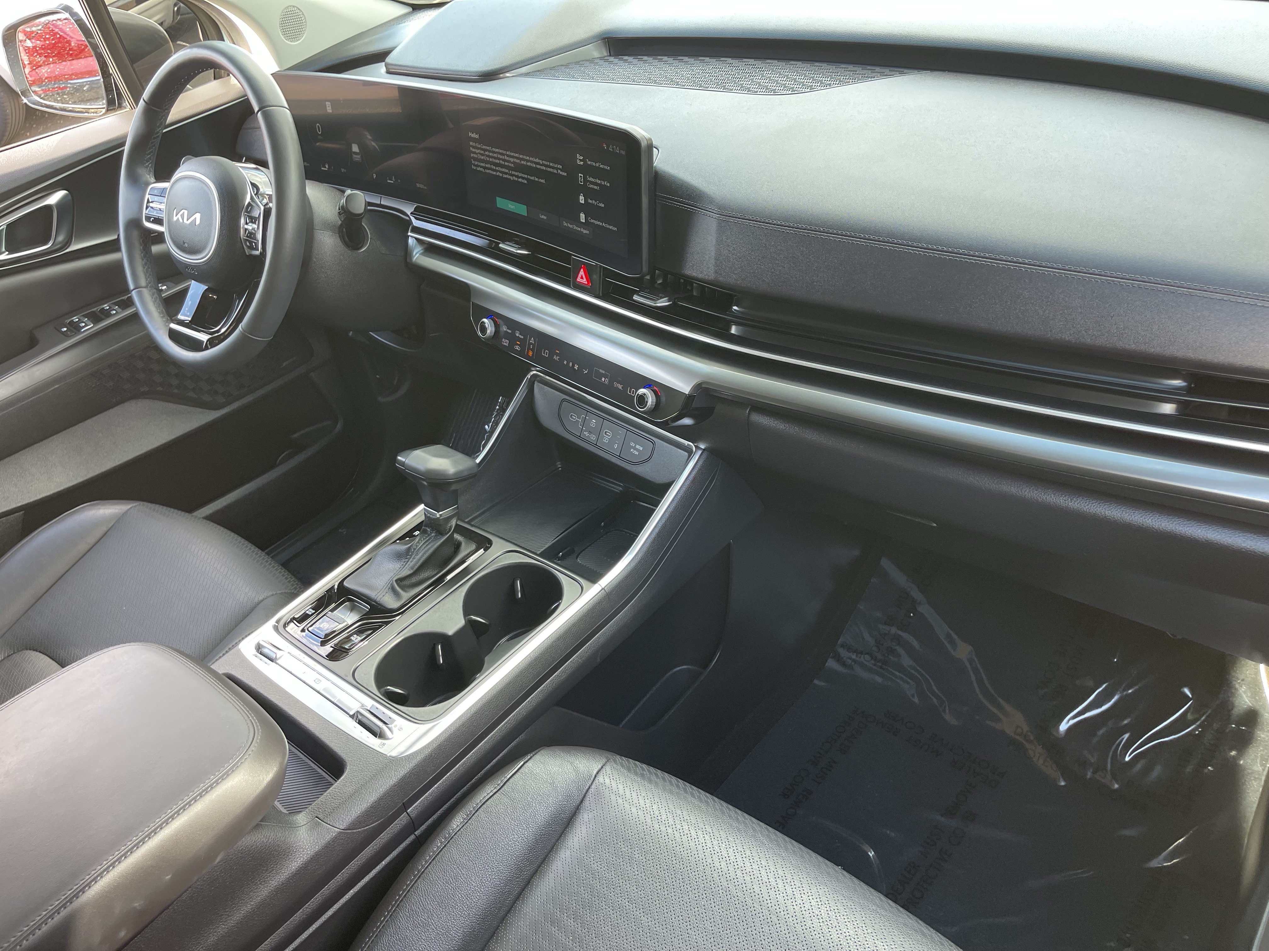Certified 2025 Kia Carnival SX Prestige FWD image 12