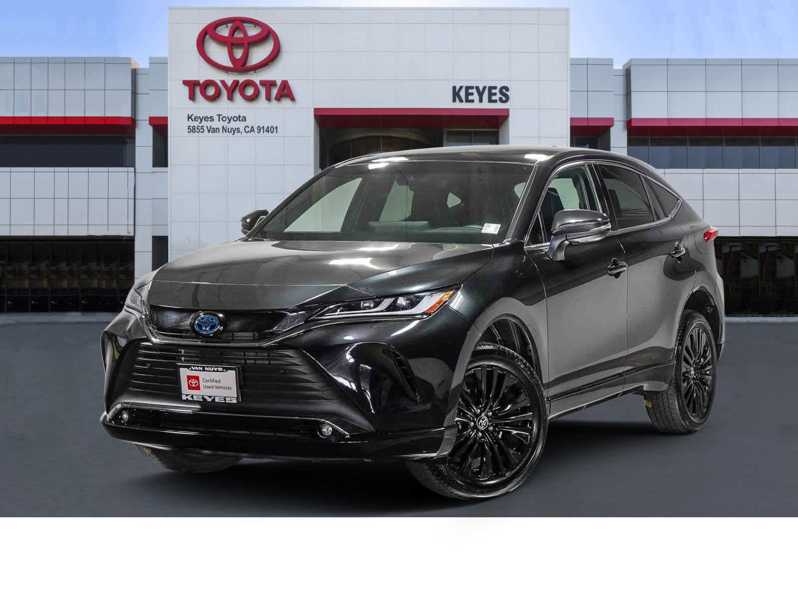 Certified 2024 Toyota Venza Nightshade AWD/4WD image 1