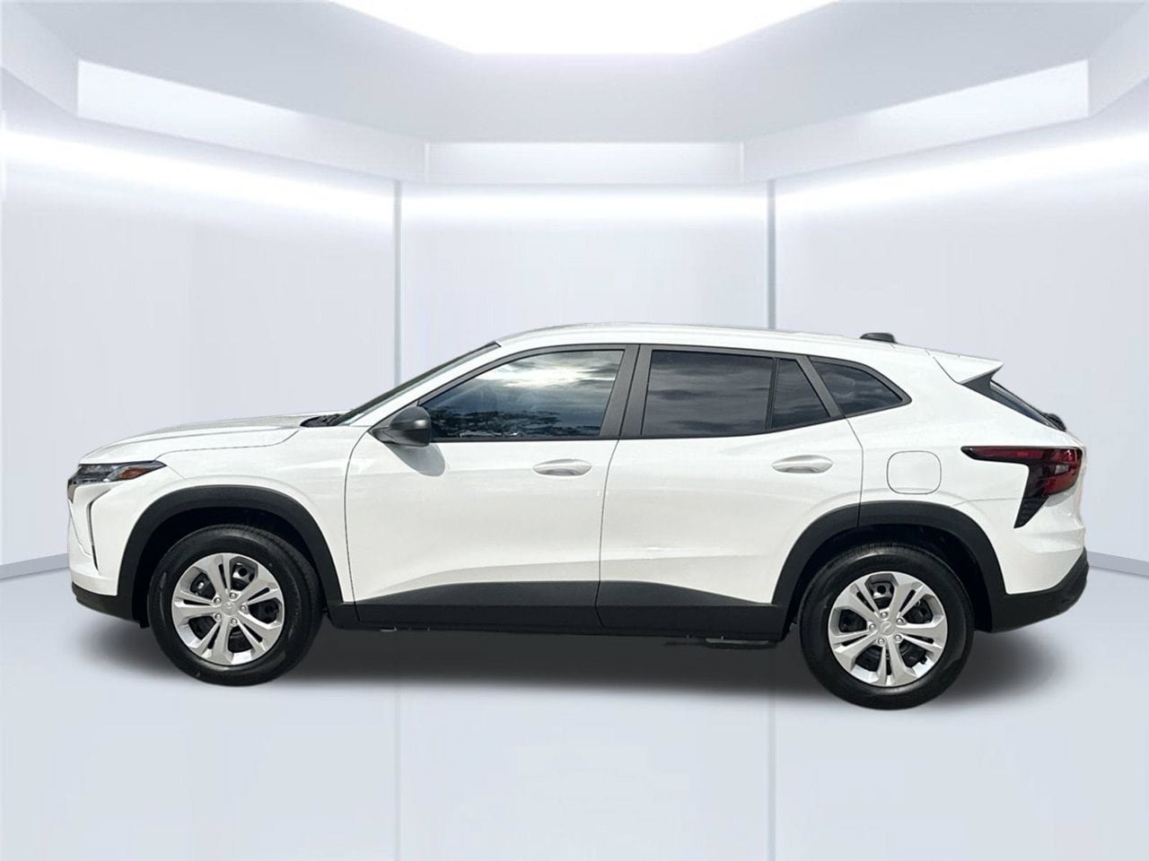 New 2026 Chevrolet Trax LS w/ Driver Confidence Package FWD image 2