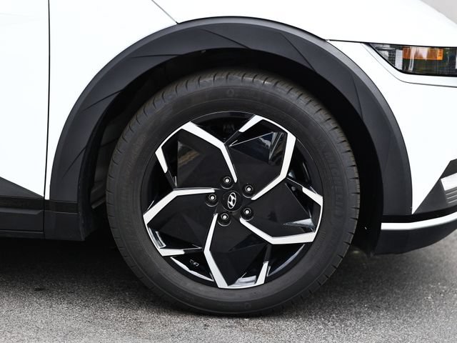 Used 2024 Hyundai Ioniq 5 SEL RWD image 5