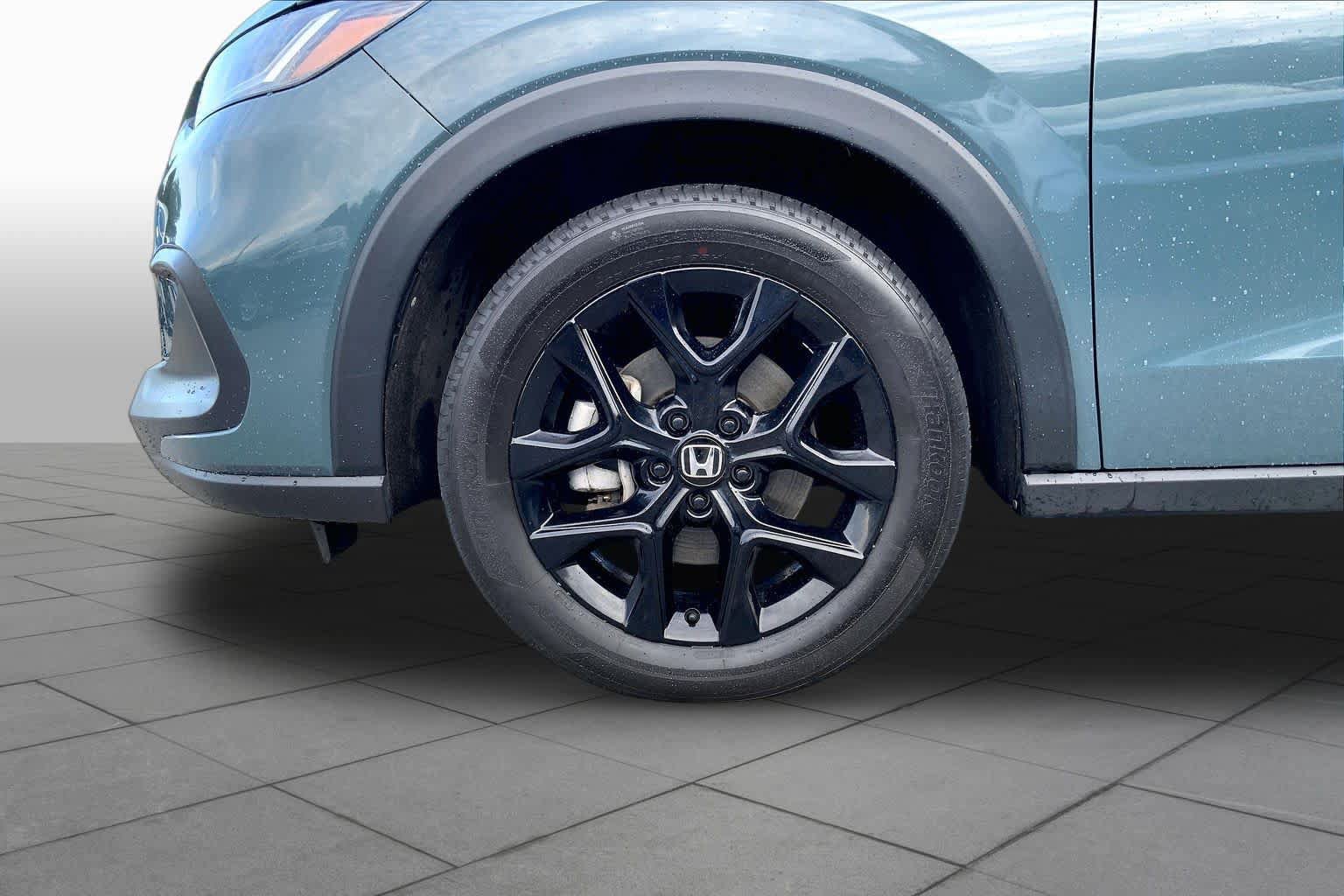 Used 2024 Honda HR-V Sport image 11