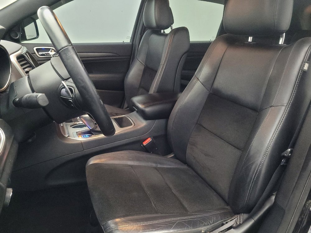 Used 2017 Jeep Grand Cherokee Altitude RWD image 17