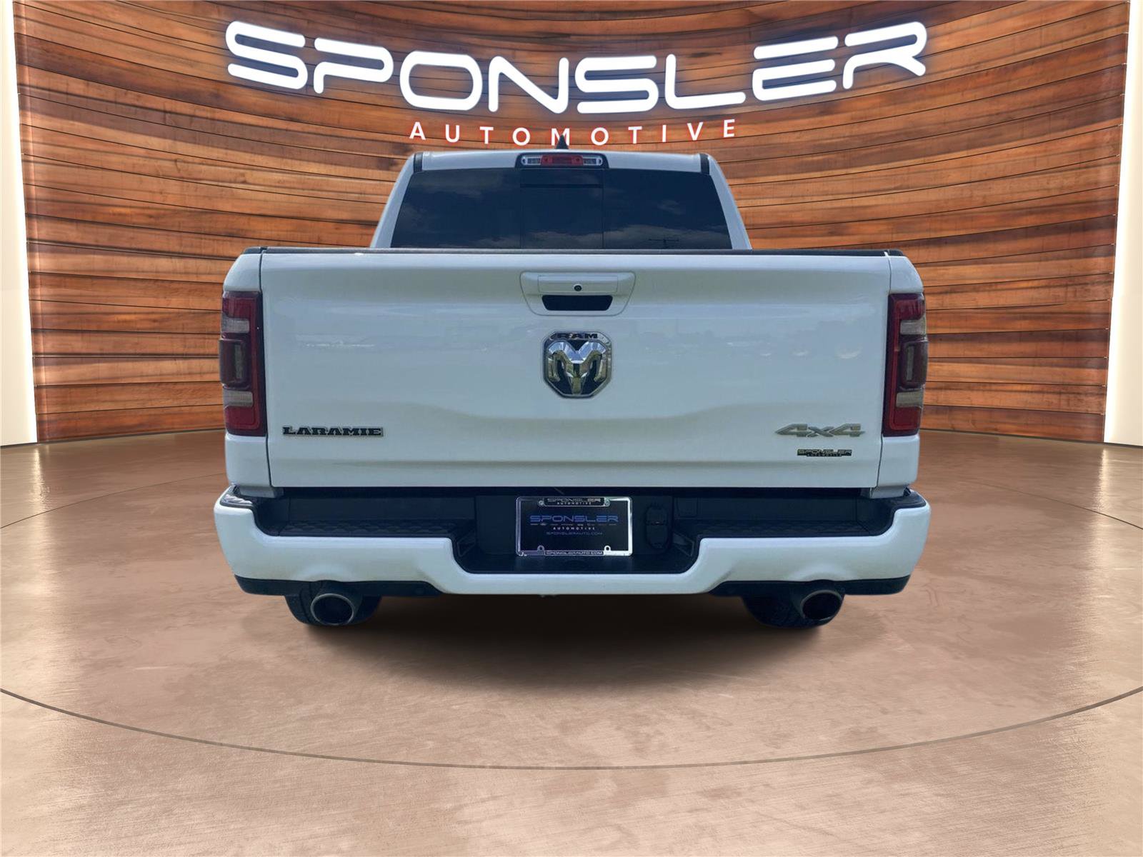 Used 2023 RAM 1500 Laramie AWD/4WD image 6
