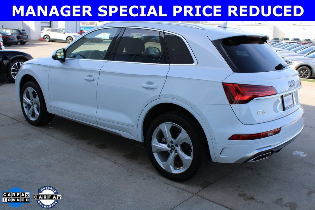 Used 2024 Audi Q5 2.0T Prestige w/ Prestige Package image 4