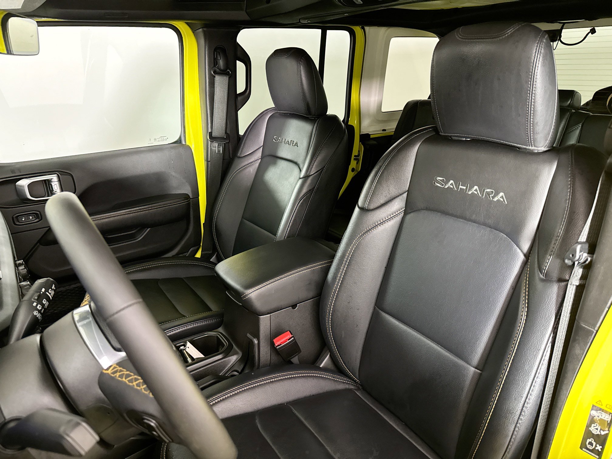 Used 2024 Jeep Wrangler Sahara w/ Technology Group image 19