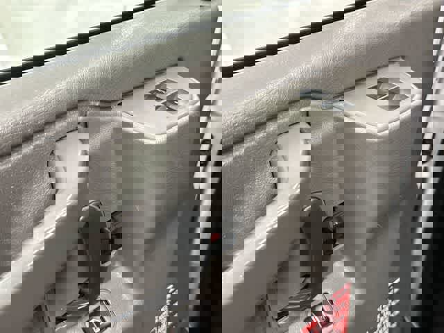 Used 2018 GMC Savana 2500 image 20