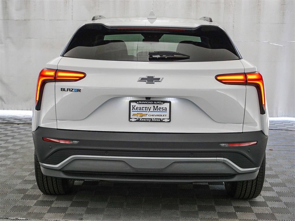 New 2026 Chevrolet Blazer EV LT w/ Midnight/Sport Edition FWD image 7