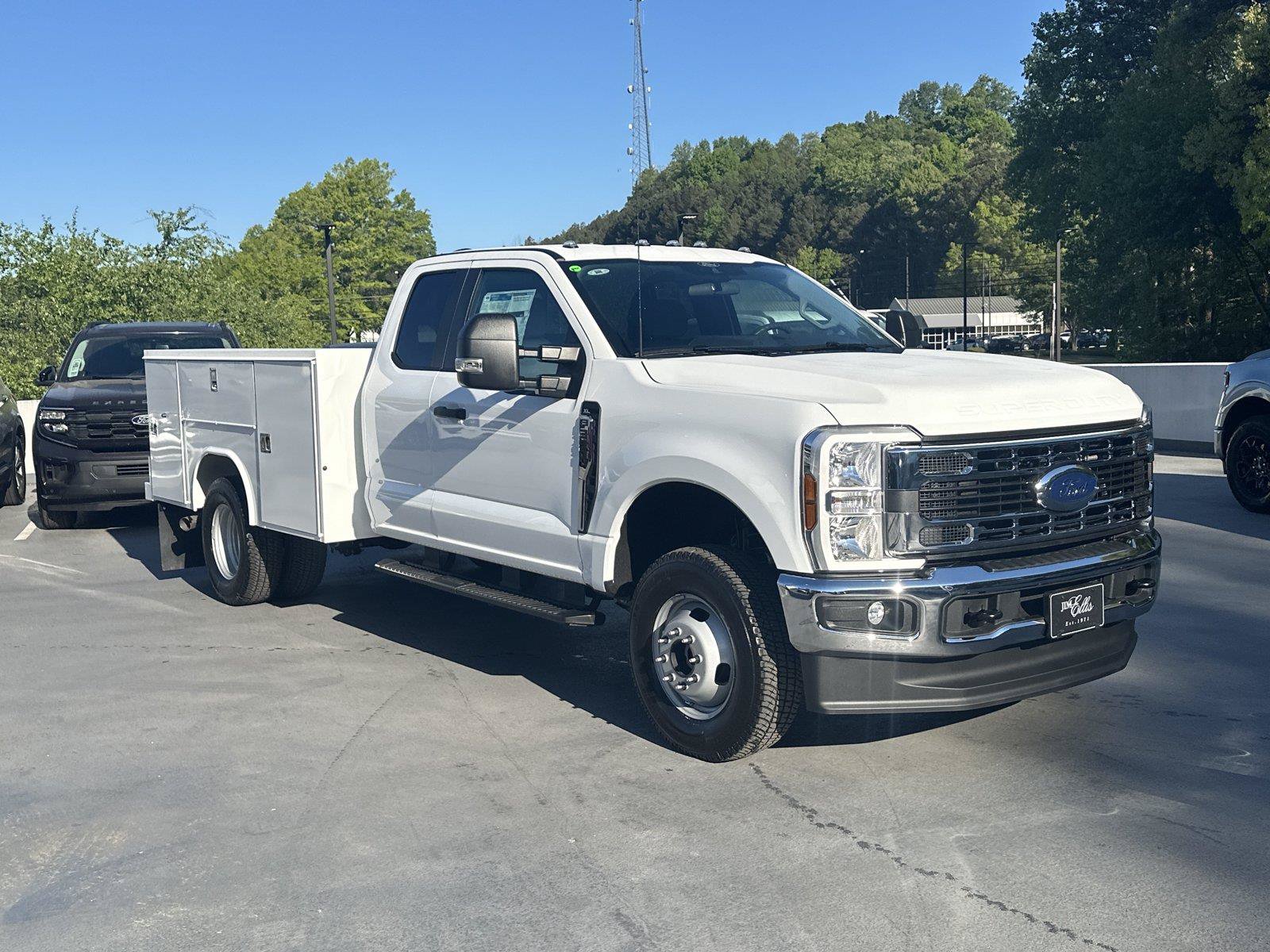 New 2026 Ford F350 XL w/ XL Chrome Package
