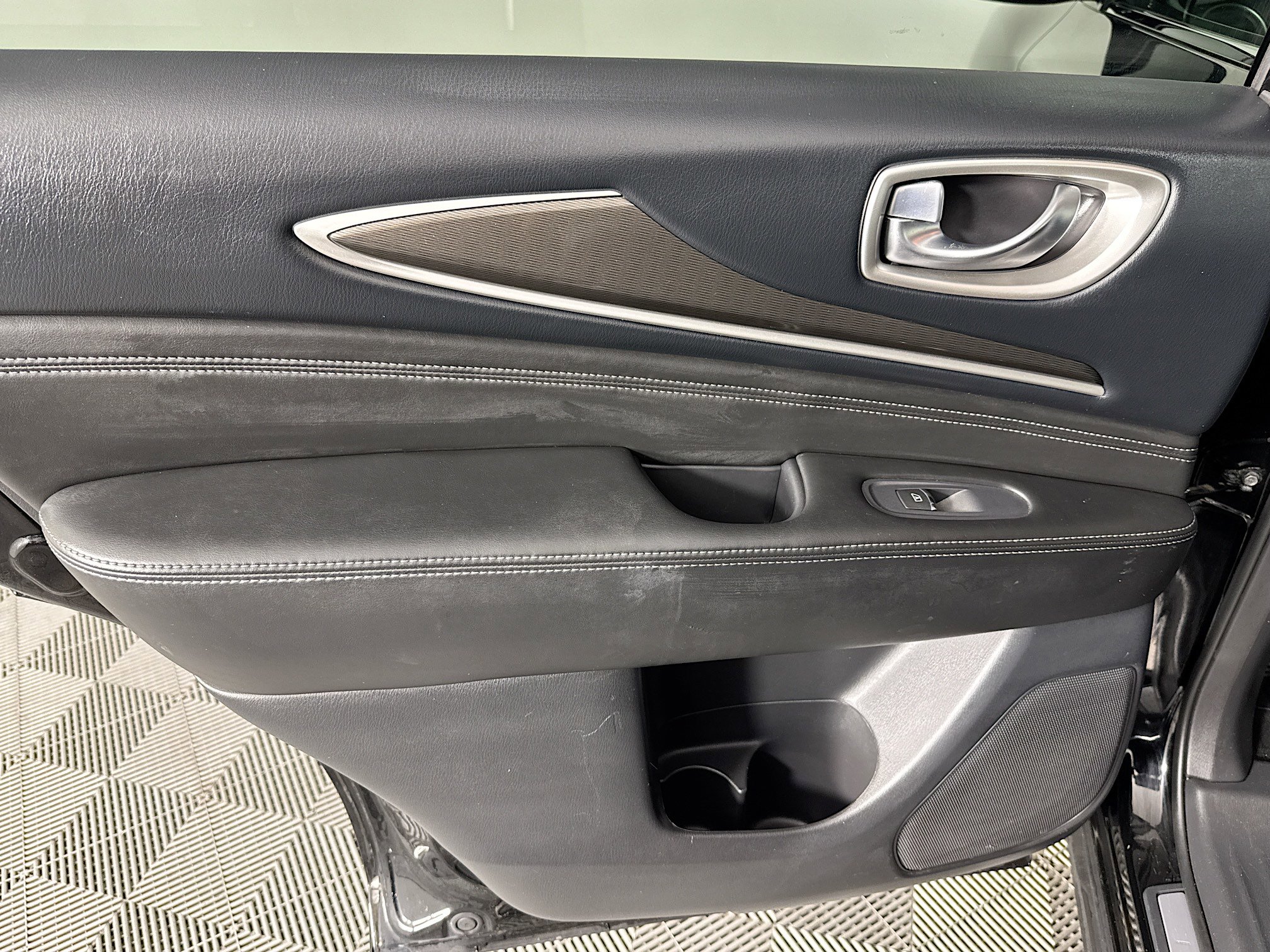 Used 2018 INFINITI QX60 Luxe image 22