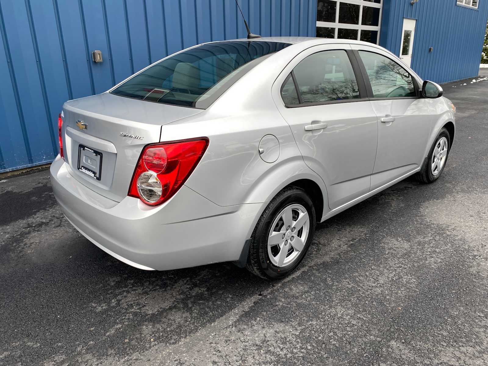 Used 2013 Chevrolet Sonic LS image 4