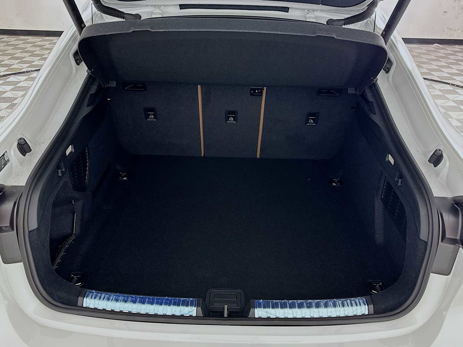 New 2025 Audi A5 2.0T Prestige image 24