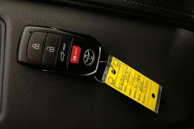 Certified 2025 Toyota Grand Highlander AWD image 12