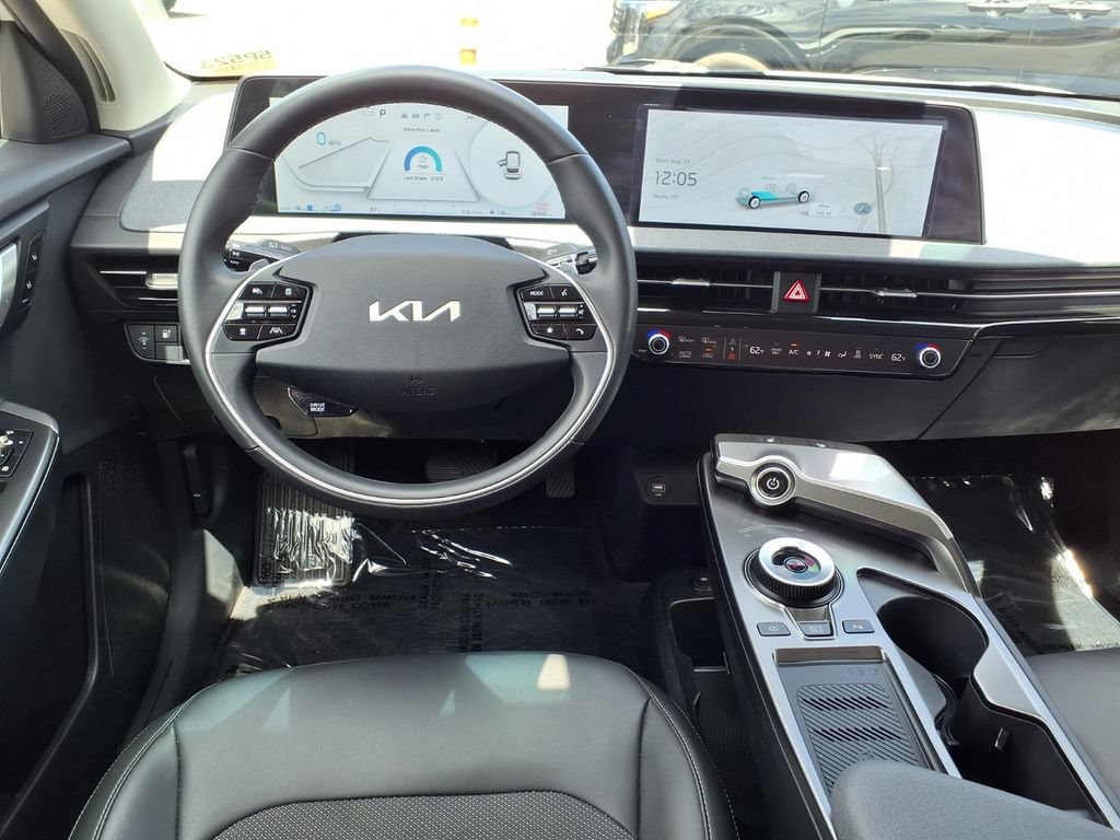 Certified 2024 Kia EV6 Light RWD image 9