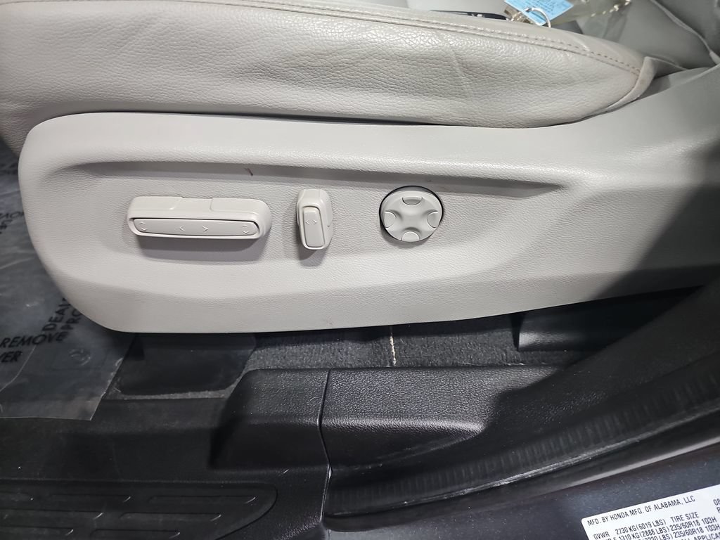Used 2018 Honda Odyssey Touring image 36