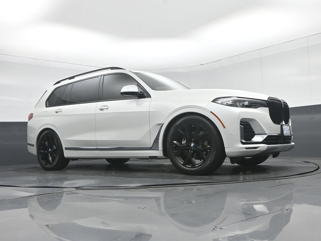 Used 2022 BMW X7 xDrive40i w/ Executive Package AWD/4WD image 73