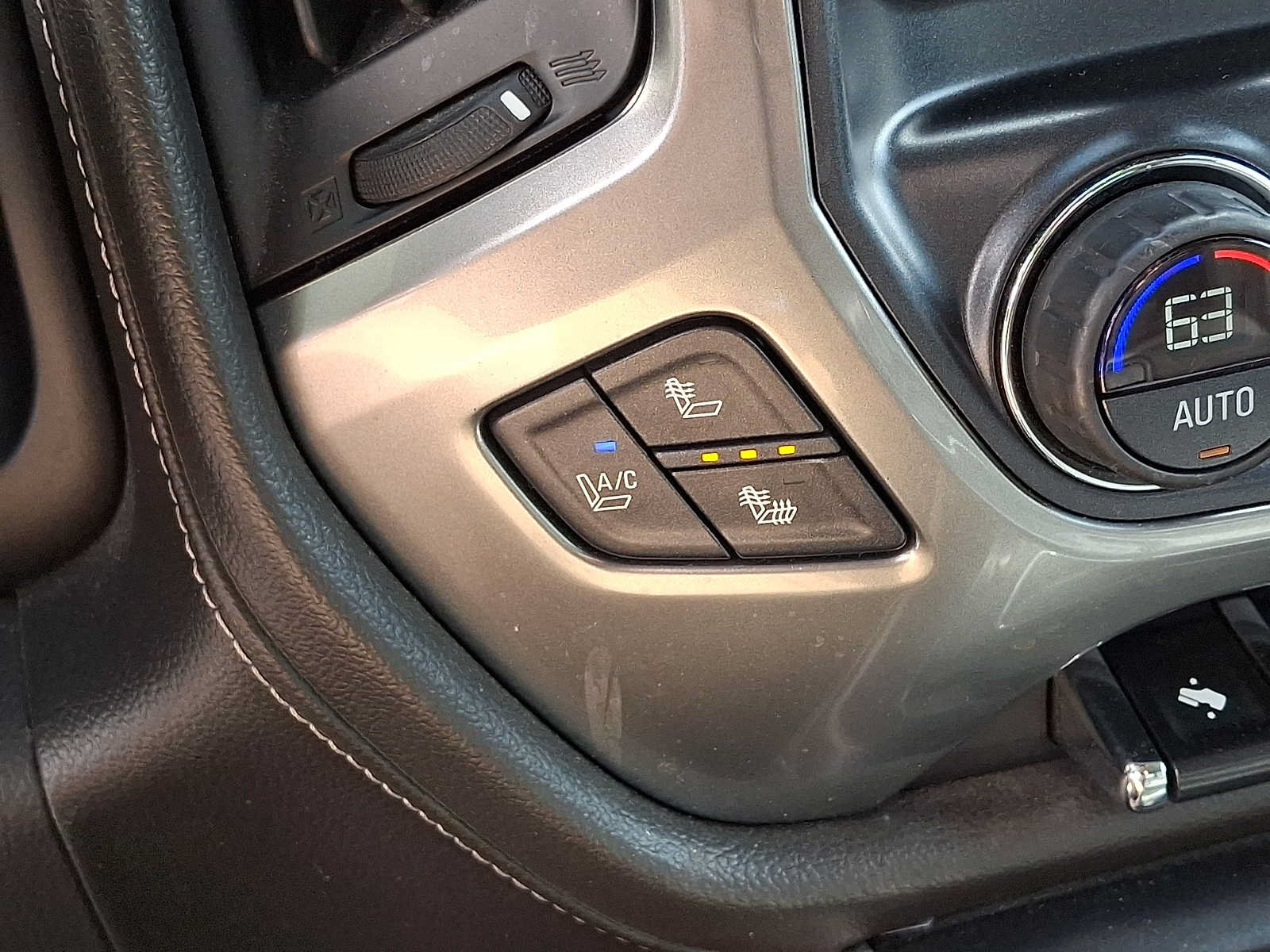 Used 2014 Chevrolet Silverado 1500 LTZ Z71 w/ LTZ Plus Package AWD/4WD image 24