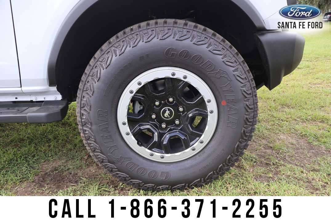 New 2026 Ford Bronco 2-Door w/ Sasquatch Package AWD/4WD image 6
