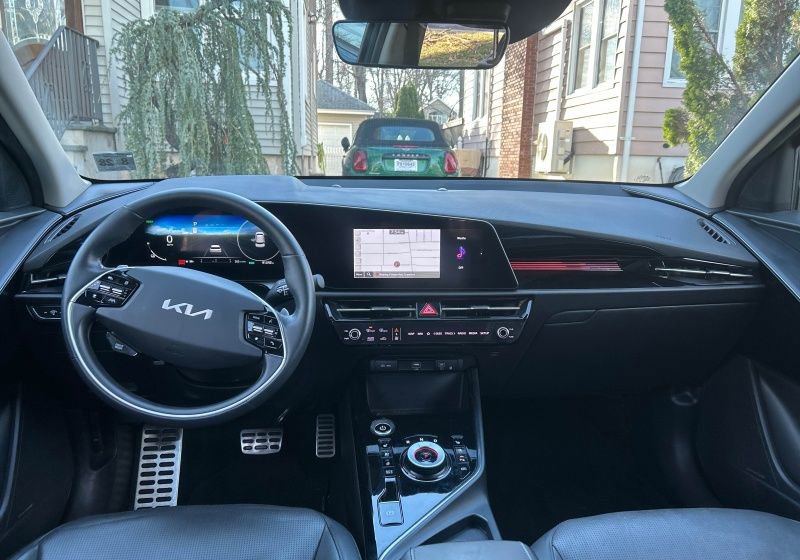 Certified 2023 Kia Niro Wave w/ Wave Preserve Package FWD image 14