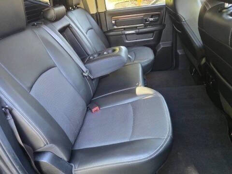 Used 2015 RAM 1500 Laramie w/ Convenience Group image 18