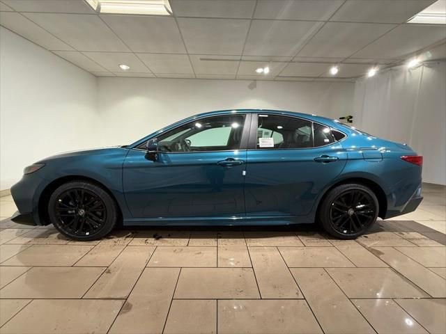 New 2026 Toyota Camry SE image 2