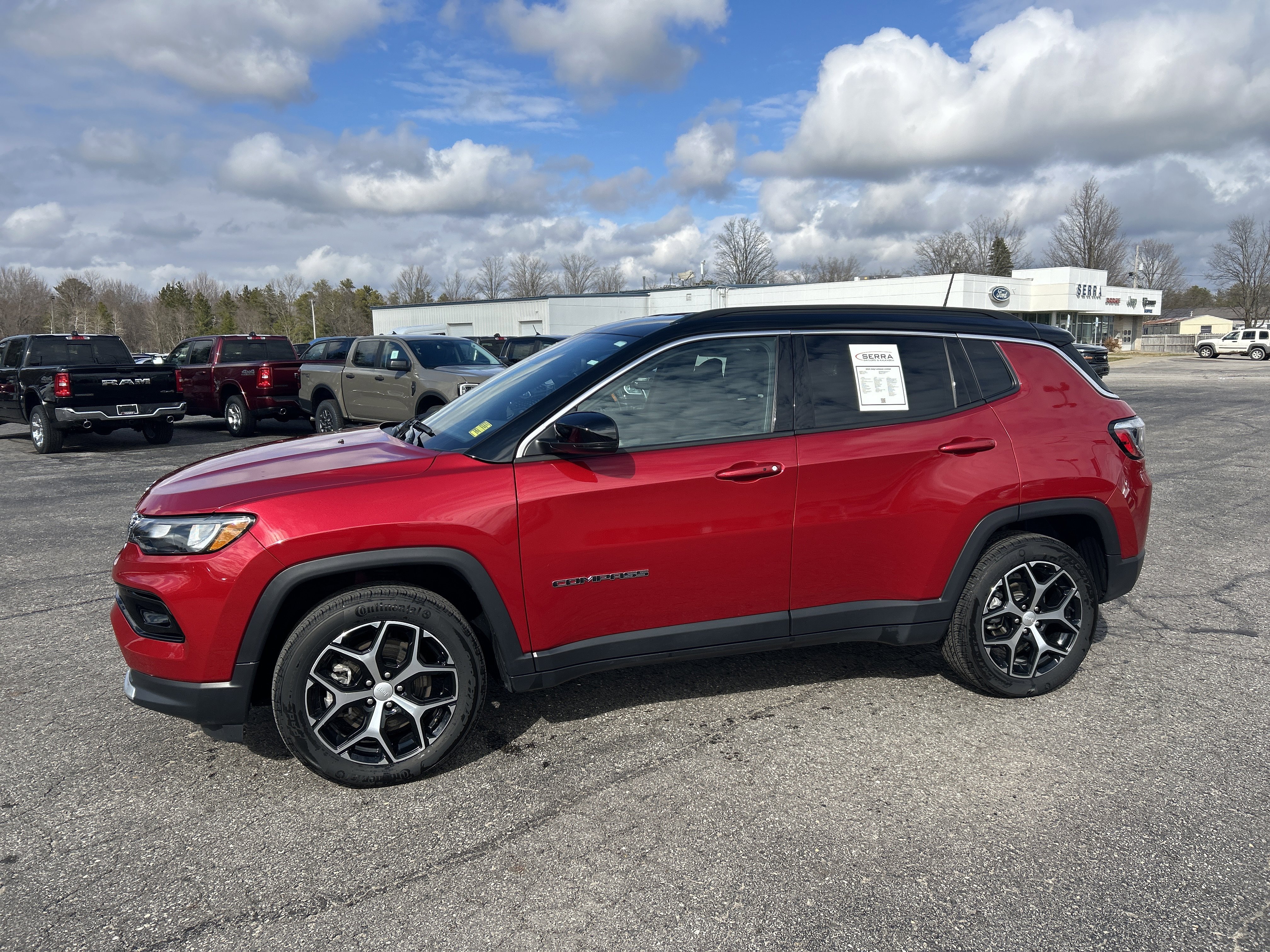 Used 2024 Jeep Compass Limited image 7