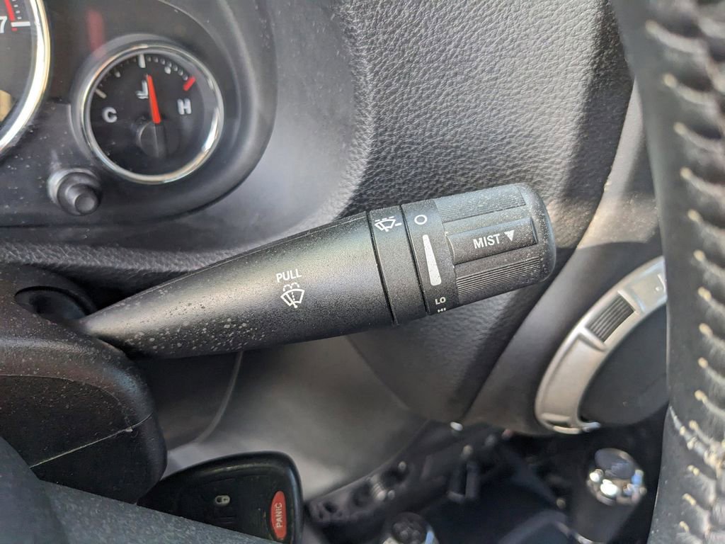 Used 2016 Jeep Wrangler Unlimited Rubicon w/ Connectivity Group AWD/4WD image 28