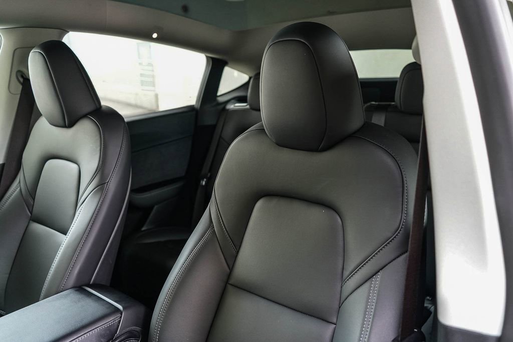 Used 2023 Tesla Model Y Long Range image 22