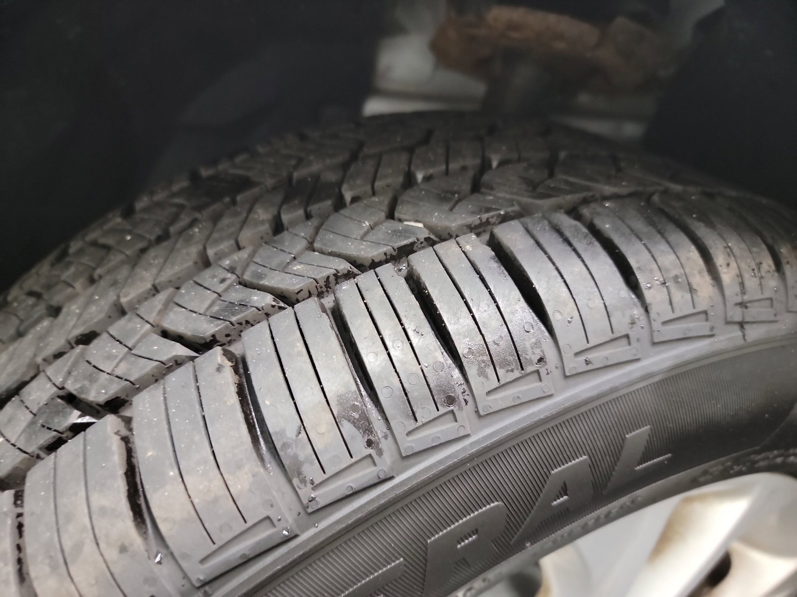 Used 2017 Ford Escape SE w/ Equipment Group 201A image 31