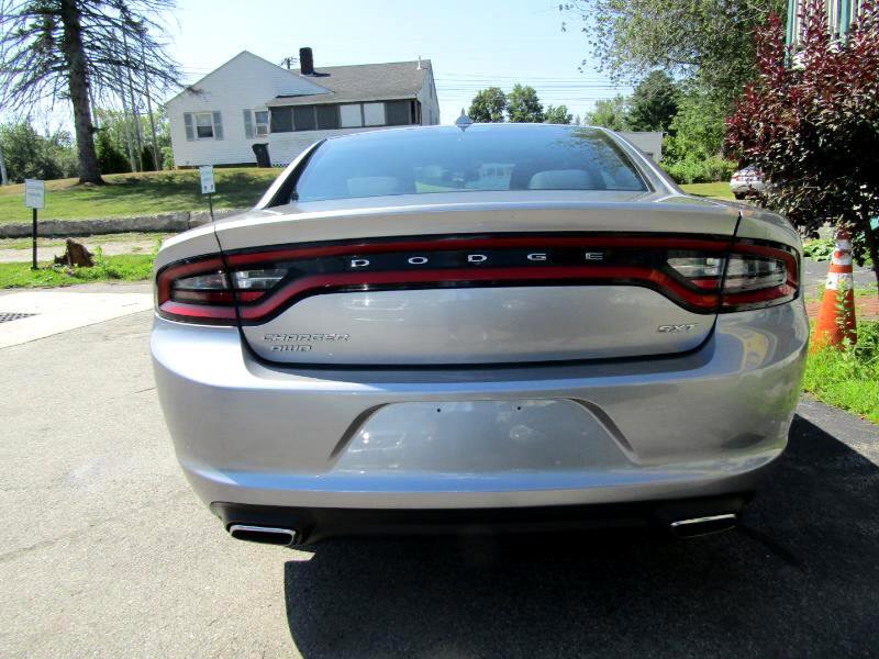 Used 2016 Dodge Charger SXT image 5