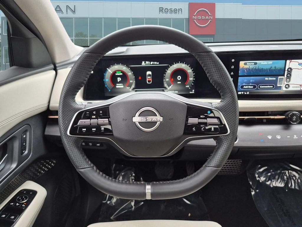 Used 2023 Nissan Ariya FWD image 16