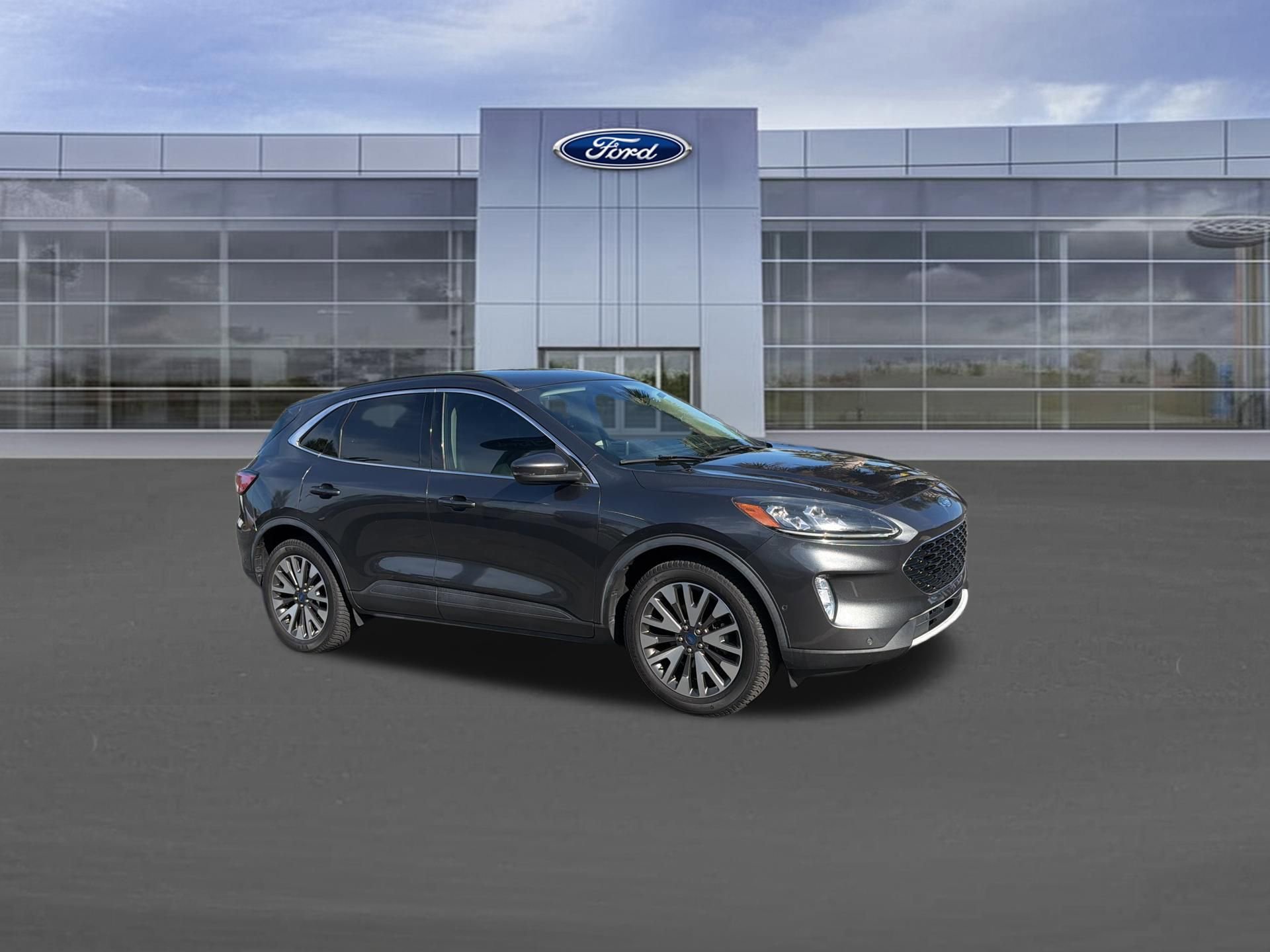 Used 2020 Ford Escape Titanium AWD/4WD image 7