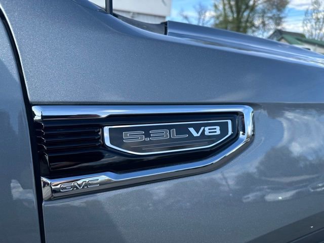 Used 2025 GMC Sierra 1500 SLT image 8