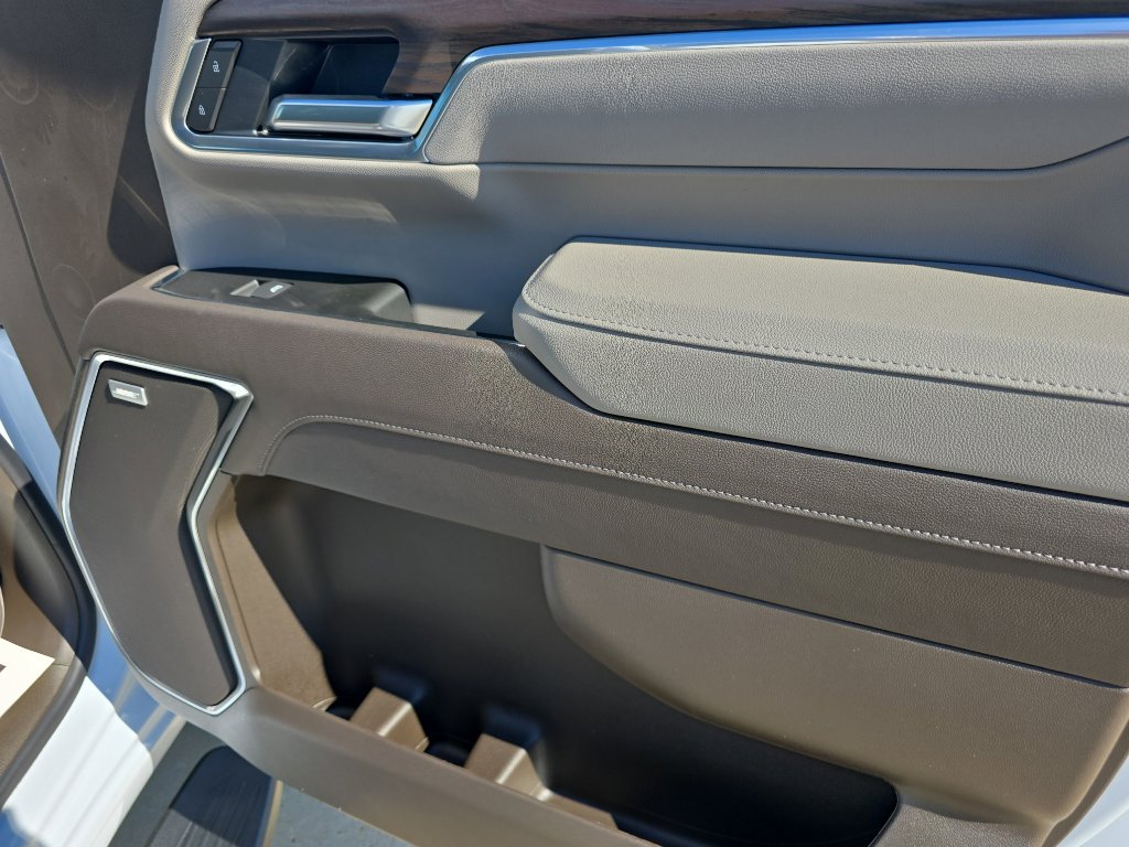New 2026 GMC Sierra 2500 SLT w/ SLT Premium Package image 15
