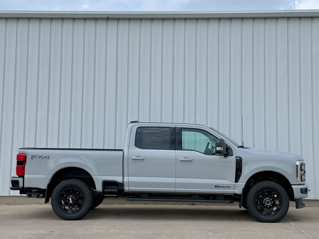 New 2026 Ford F250 XLT w/ XLT Premium Package AWD/4WD image 7