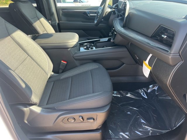 New 2025 Chevrolet Suburban LS image 52